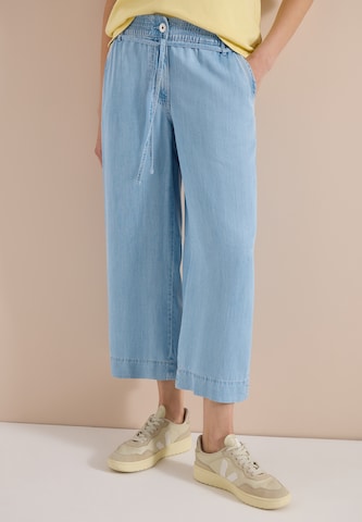 CECIL Loose fit Pants in Blue: front