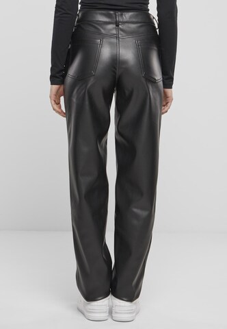 Urban Classics Regular Pants in Black