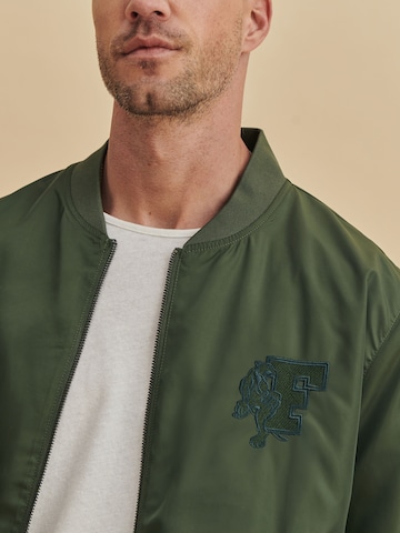 DAN FOX APPAREL Between-Season Jacket 'Rasmus' in Green