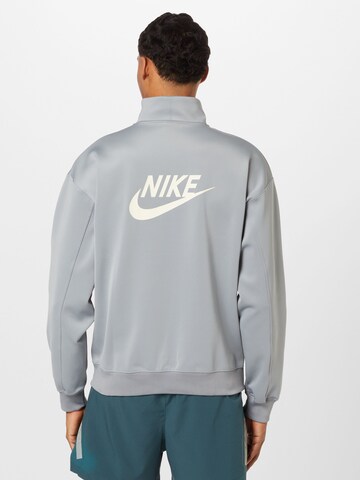 Nike SportswearSweater majica - siva boja