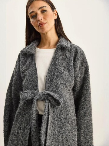 Bianco Lucci Strickjacke in Grau