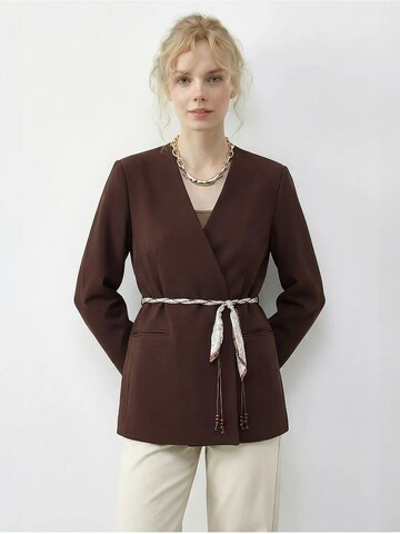 Blazer di Bianco Lucci in marrone: frontale