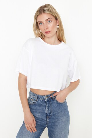 Trendyol - Camiseta en negro: frente