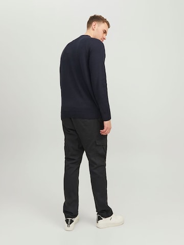 Jack & Jones Plus Regular Cargo trousers in Black