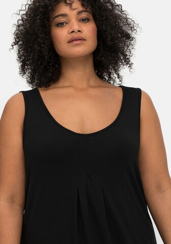 Rochie de plaja de la SHEEGO pe negru