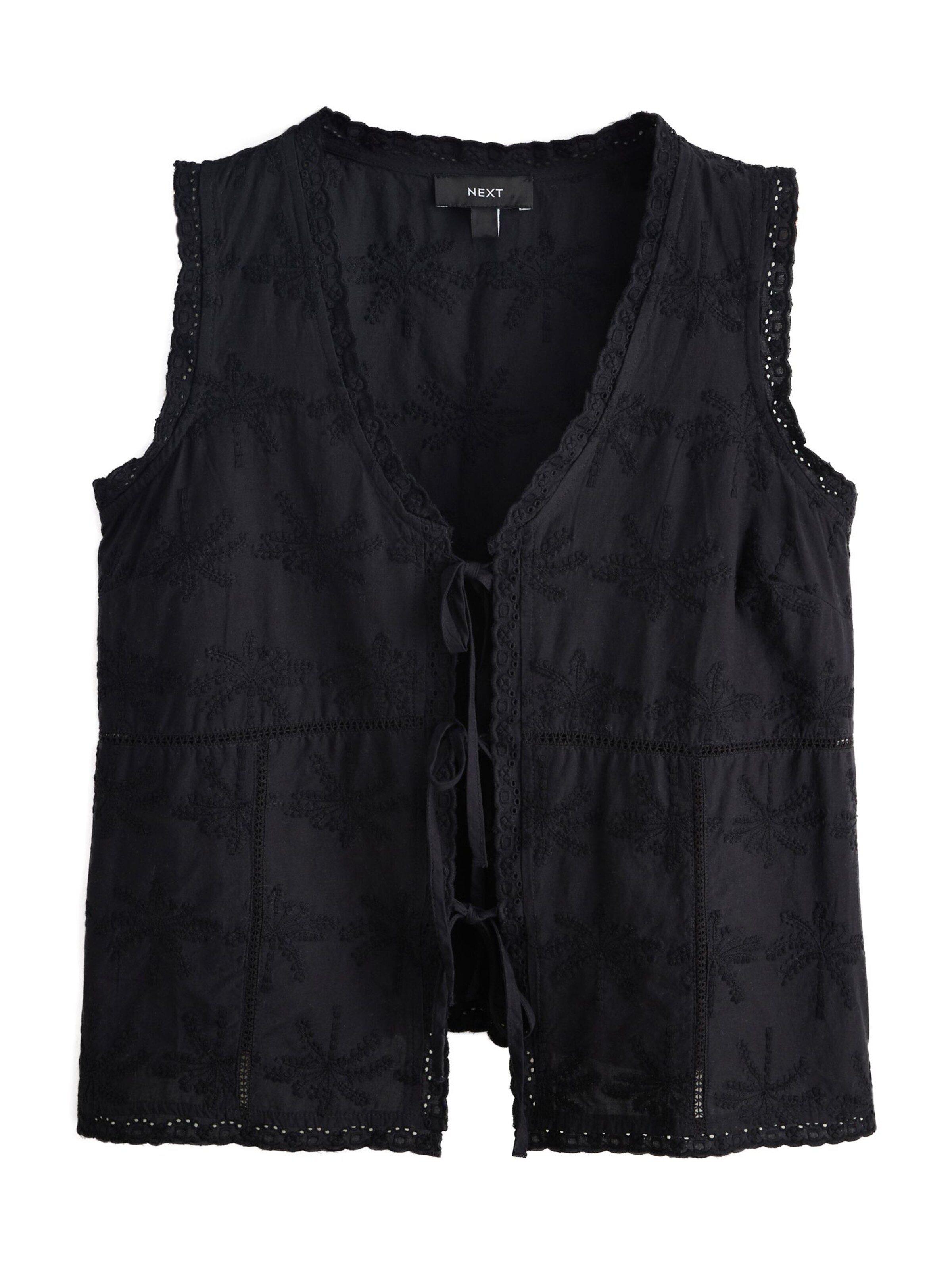 Next Shirt in Schwarz: Vorderseite