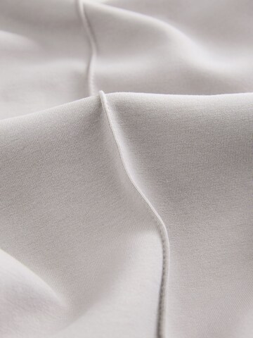 Next Слим Плиссированные брюки в Серый