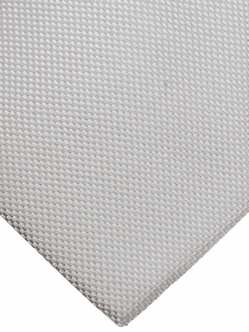 Suitable Tie in Silver