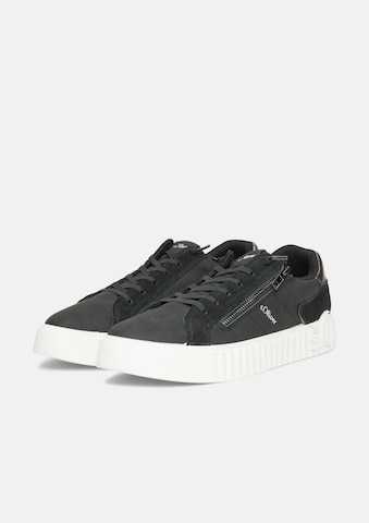 s.Oliver Sneaker in Schwarz: Vorderseite