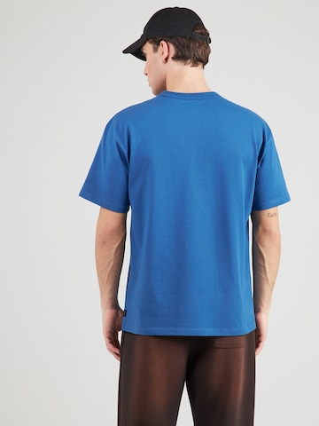 T-Shirt 'ESS' Nike Sportswear en bleu