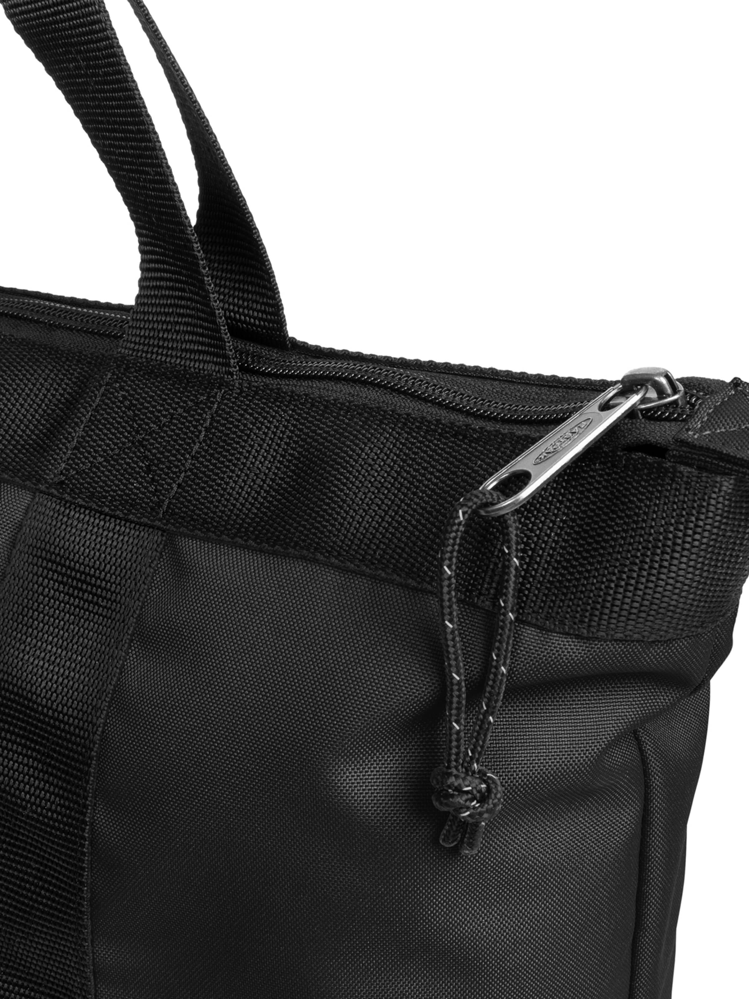 Shopper 'Travel Tote' di EASTPAK in nero