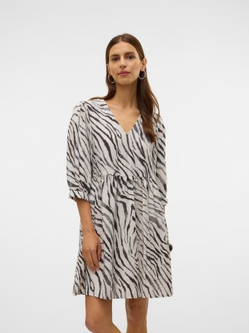 Abito 'VMDORA DESY' di VERO MODA in bianco: frontale