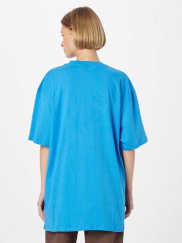 T-shirt 'Brandie' Gina Tricot en bleu