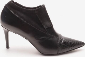 Max Mara Dress Boots in 39,5 in Black: front