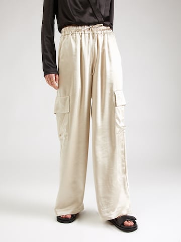 Wide Leg Pantalon cargo 'CHLOETTA' FRENCH CONNECTION en beige : devant