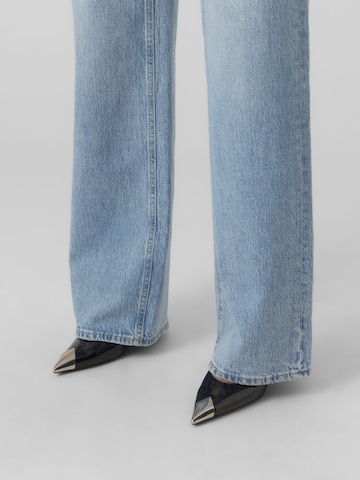 VERO MODA Regular Jeans 'Tessa' in Blauw