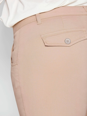 Goldner Loose fit Chino trousers in Beige