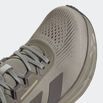 ADIDAS PERFORMANCE Παπούτσι για τρέξιμο 'Questar 3' σε γκρι