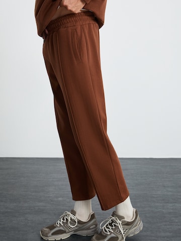 Grimelange Nadrág - barna: elől