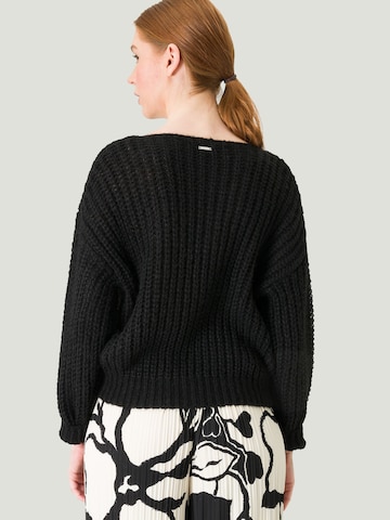 Pullover di zero in nero