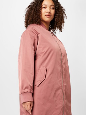 ABOUT YOU Curvy Between-Season Jacket 'Meike' in Pink