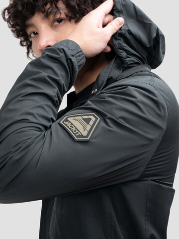 Giacca per outdoor ' Atlas Leichte Windjacke ' di JACK1T in nero