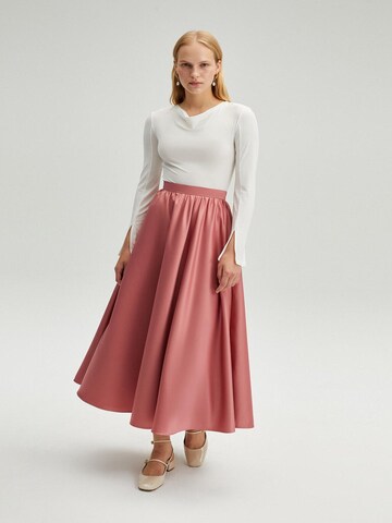 Touche Prive Skirt in Pink
