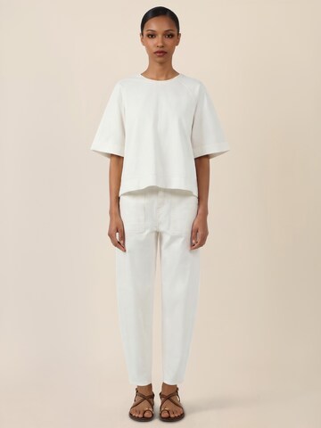 APART Blouse in White: front