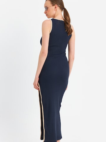 Cool & Sexy Kleid in Blau