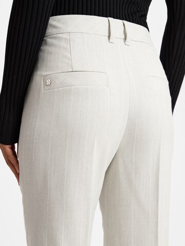 Marc Cain Regular Pants in White