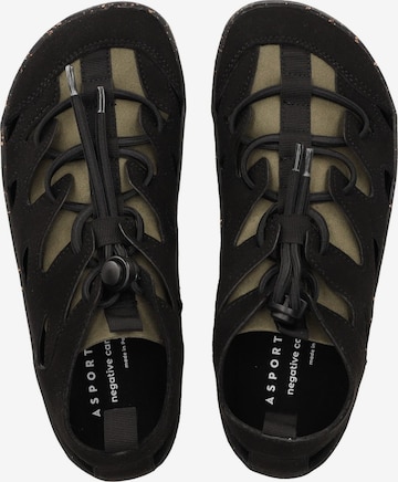 Chaussure de sport à lacets Asportuguesas en noir