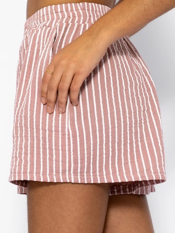 SASSYCLASSY Regular Trousers in Pink