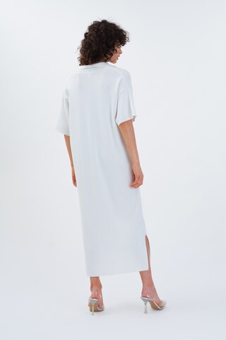 Robe Aligne en blanc