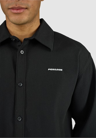 Pegador - Ajuste confortable Camisa 'Troy' en negro