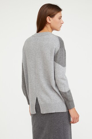 Finn Flare Pullover 'Soft Floral' in Grau