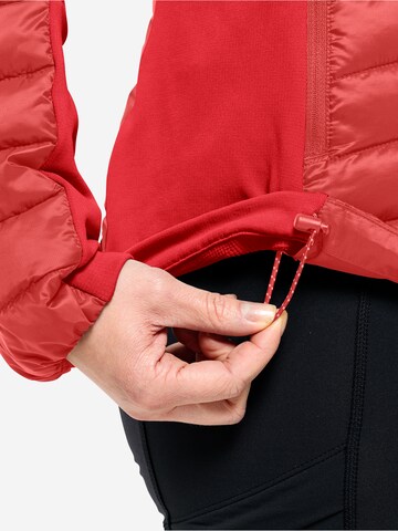 JACK WOLFSKIN Куртка в спортивном стиле 'ROUTEBURN PRO' в Красный