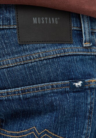 MUSTANG Loosefit Jeans in Blau