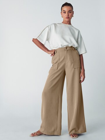 Willa Wide leg Byxa 'Deya' i beige: framsida