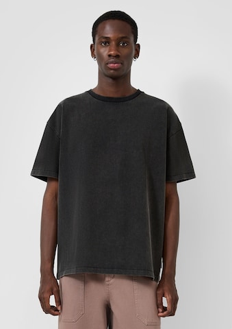 T-Shirt QS en noir : devant