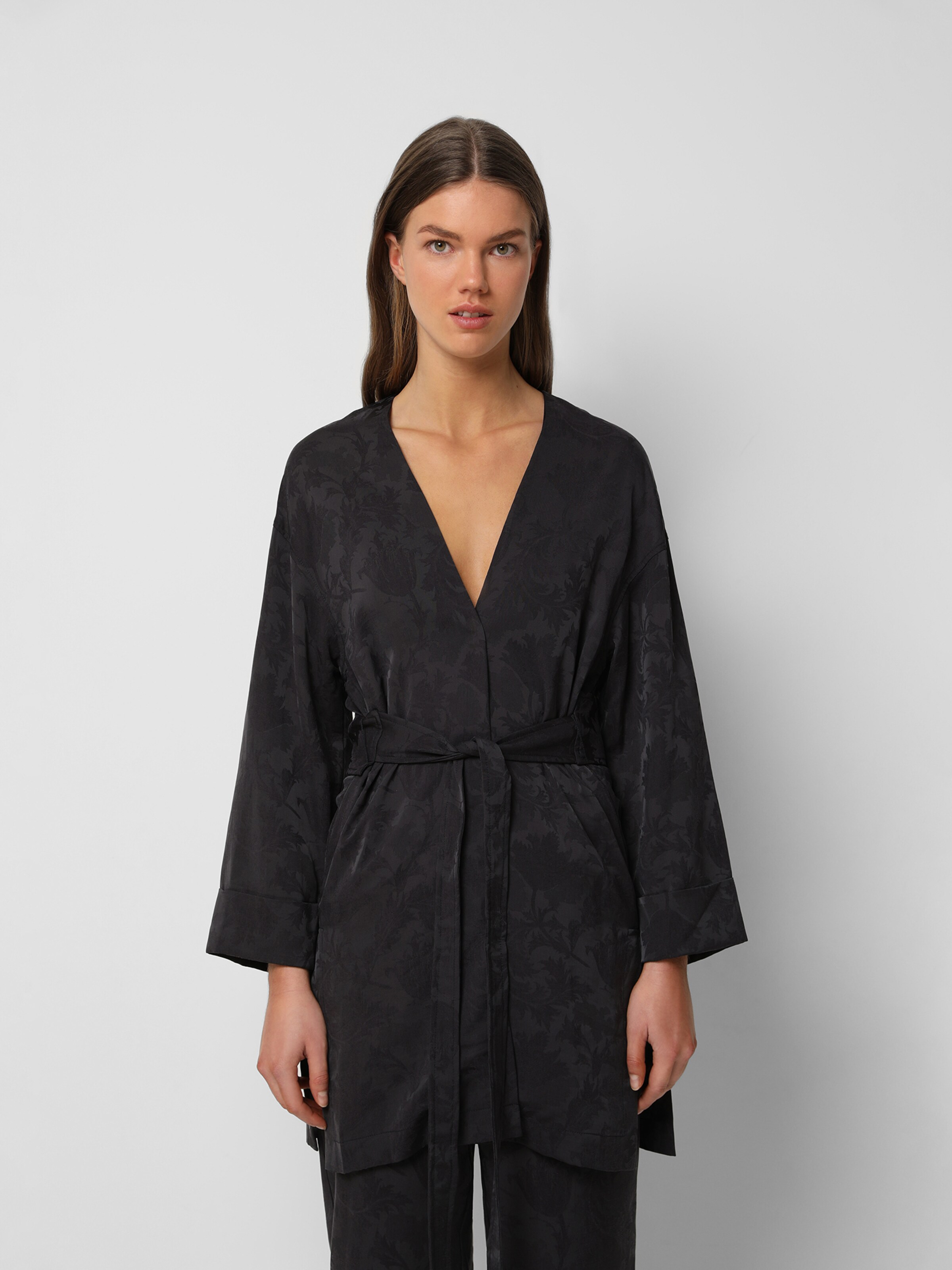 Frauen Pullover & Strick Scalpers Kimono 'Guli' in Schwarz - QS04443