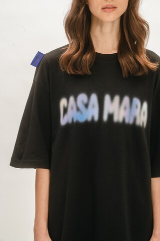 Tricou 'BLURRY' de la Casa Mara pe negru