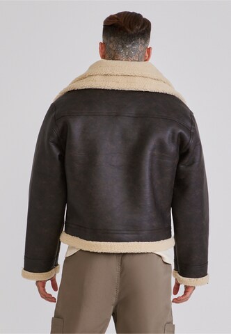 Giacca invernale 'Aviator' di SikSilk in marrone