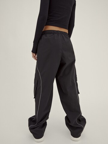 millane Loose fit Cargo trousers 'Laia' in Black