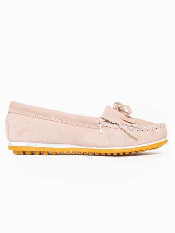 Minnetonka Moccasins 'Kilty Plus' in Pink