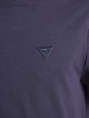 GUESS - Camiseta en azul