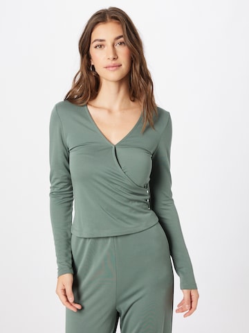 ABOUT YOU Shirt 'JESSA' in Groen: voorkant