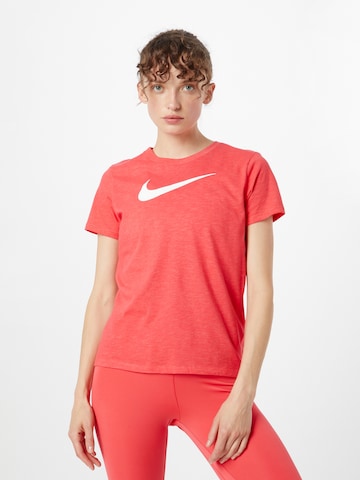 NIKETehnička sportska majica 'Swoosh' - crvena boja: prednji dio