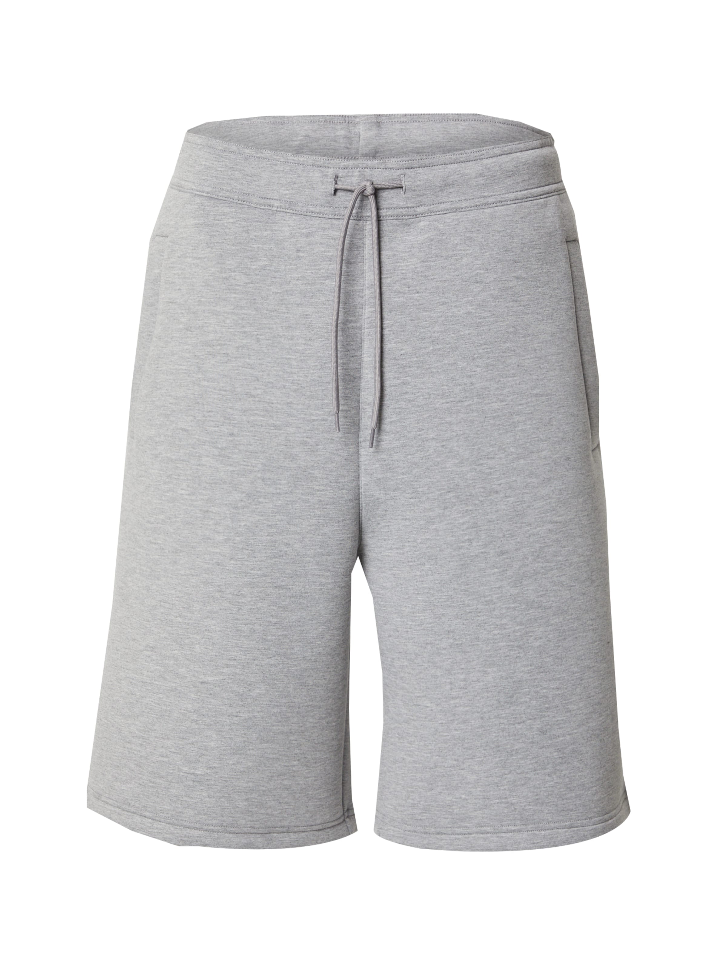 WEEKDAY Shorts in Grau: Vorderseite