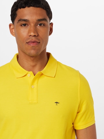 FYNCH-HATTON - Camiseta en amarillo
