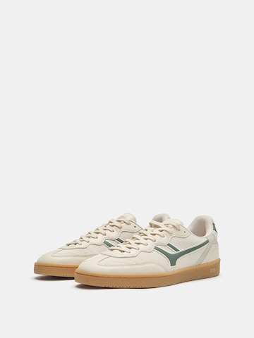 Pull&Bear Låg sneaker i beige